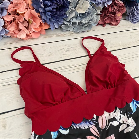 Sexy Ruffled Low Cut Red Tropical Push Up Swimsuit - Picture 8 of 16